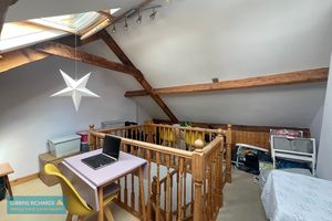 Attic Room- click for photo gallery